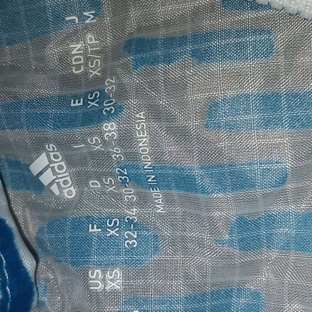 Adidas jacket - Picture 2 of 6